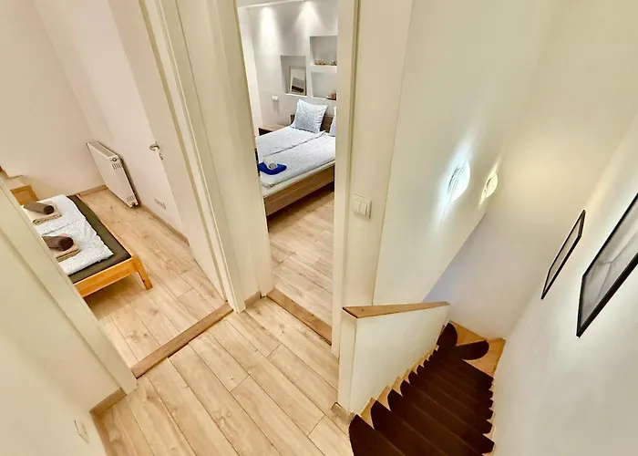 R8 Free Parking For One Car Apartament Budapesta