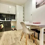 R8 Free Parking For One Car Apartamento Budapest