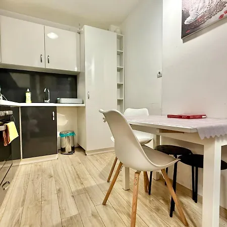 R8 Free Parking For One Car Apartamento Budapeste